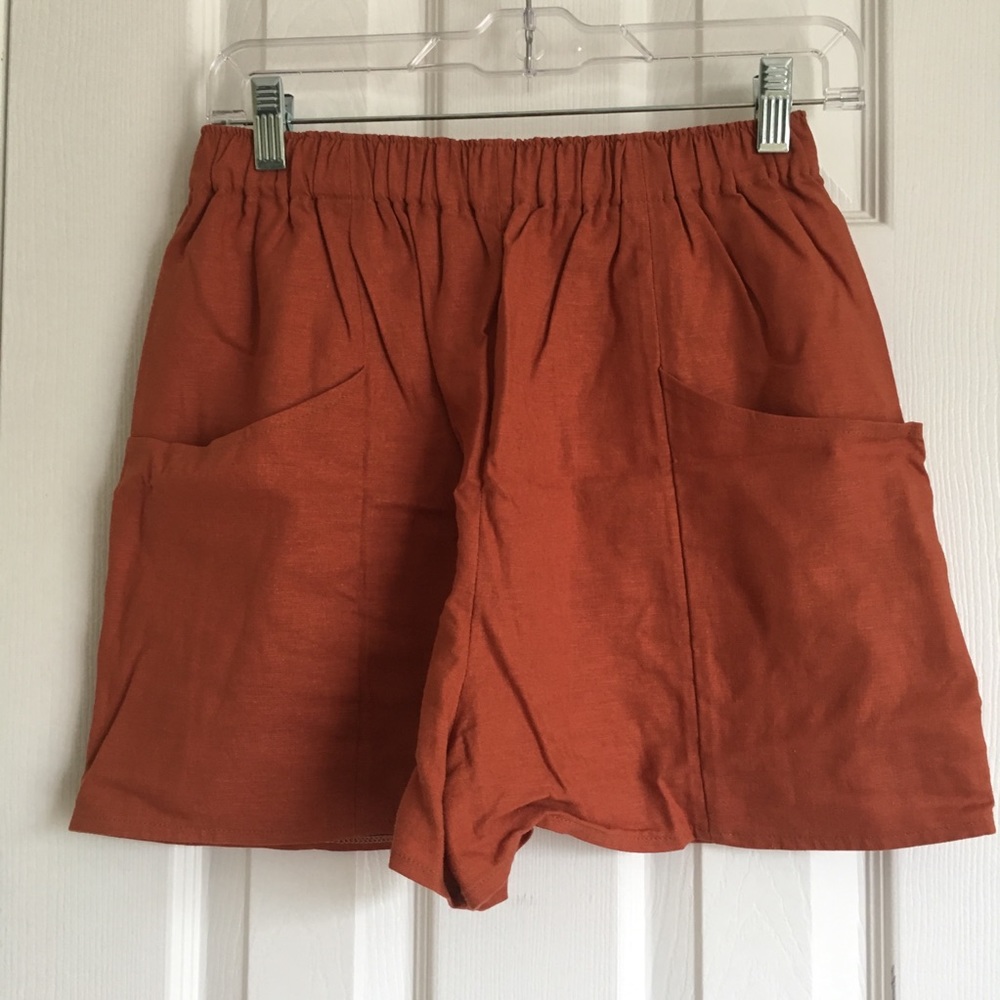Formation Design linen shorts